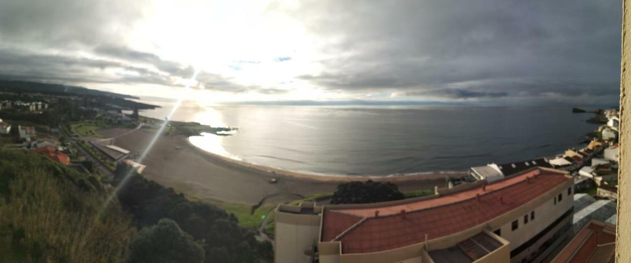 Lila'S Beach Apartment São Roque Екстериор снимка