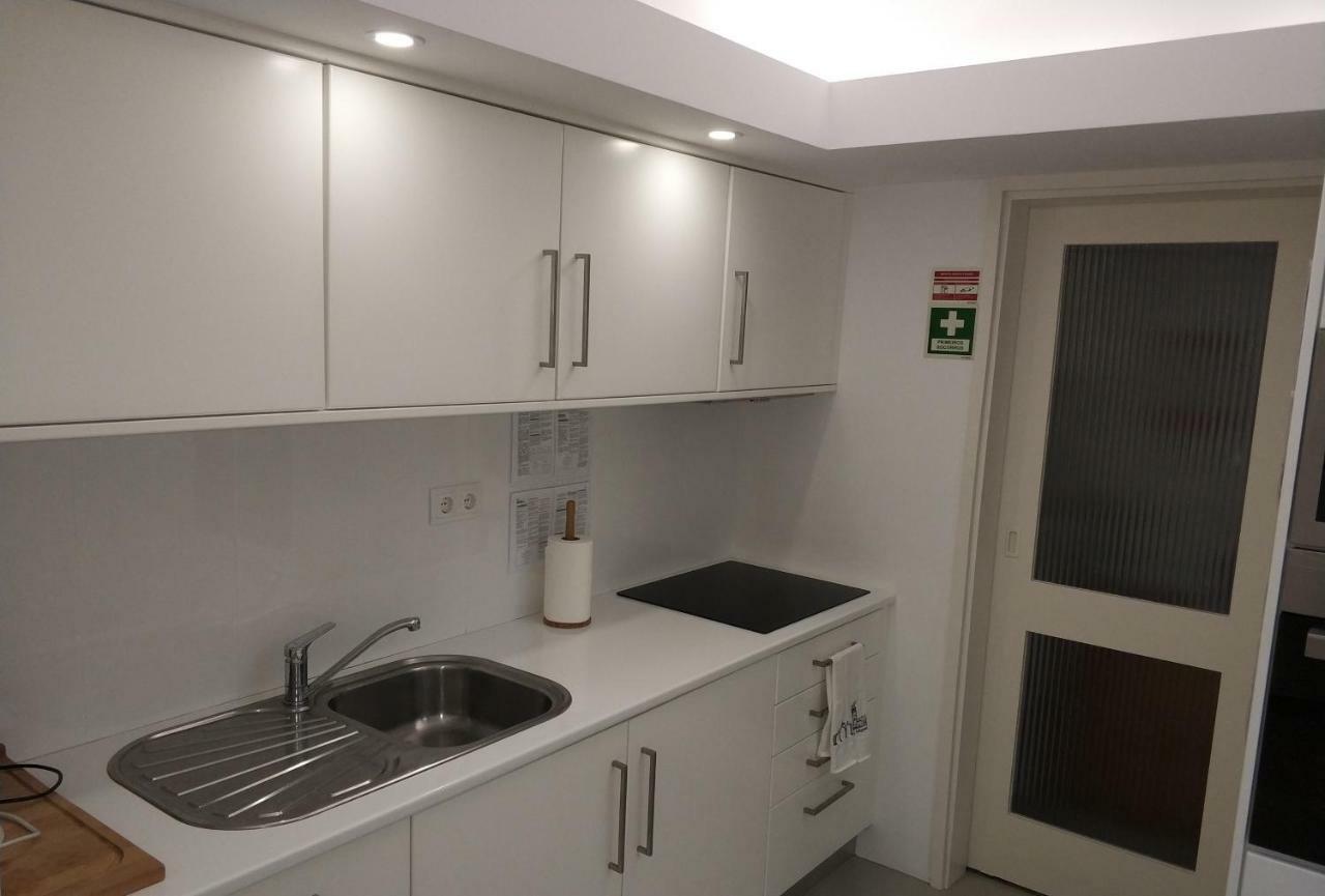 Lila'S Beach Apartment São Roque Екстериор снимка